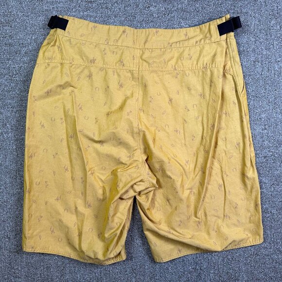 Flylow Reynolds Board Short Yellow Western Cowboy Print Men's Size Large - Picture 5 of 5